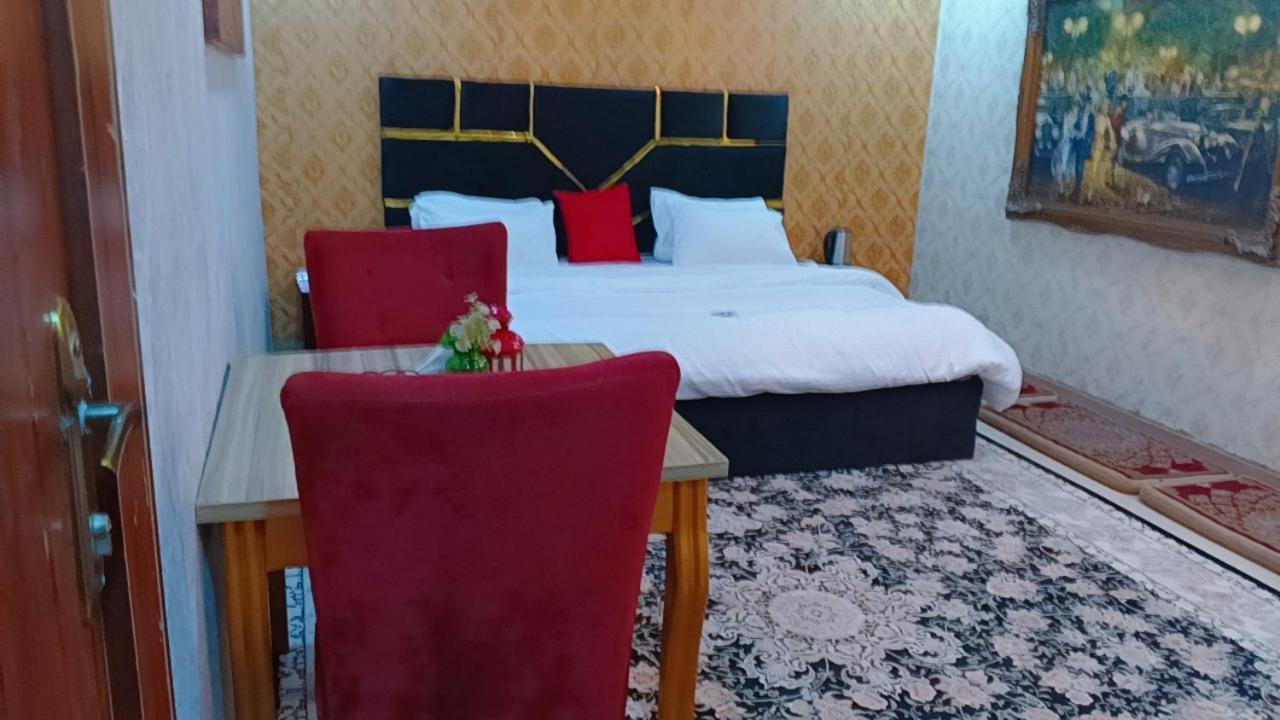Nuit De Paris Hotel Abuja Kültér fotó