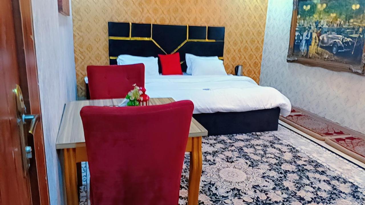 Nuit De Paris Hotel Abuja Kültér fotó