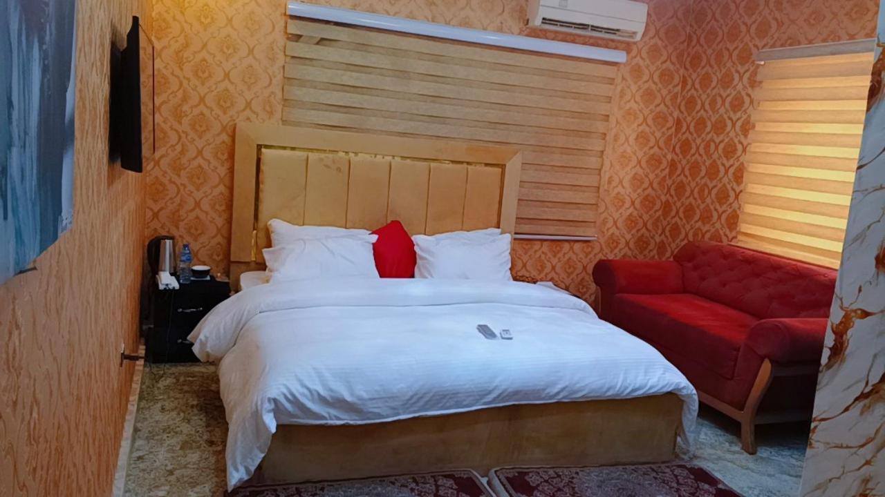 Nuit De Paris Hotel Abuja Kültér fotó