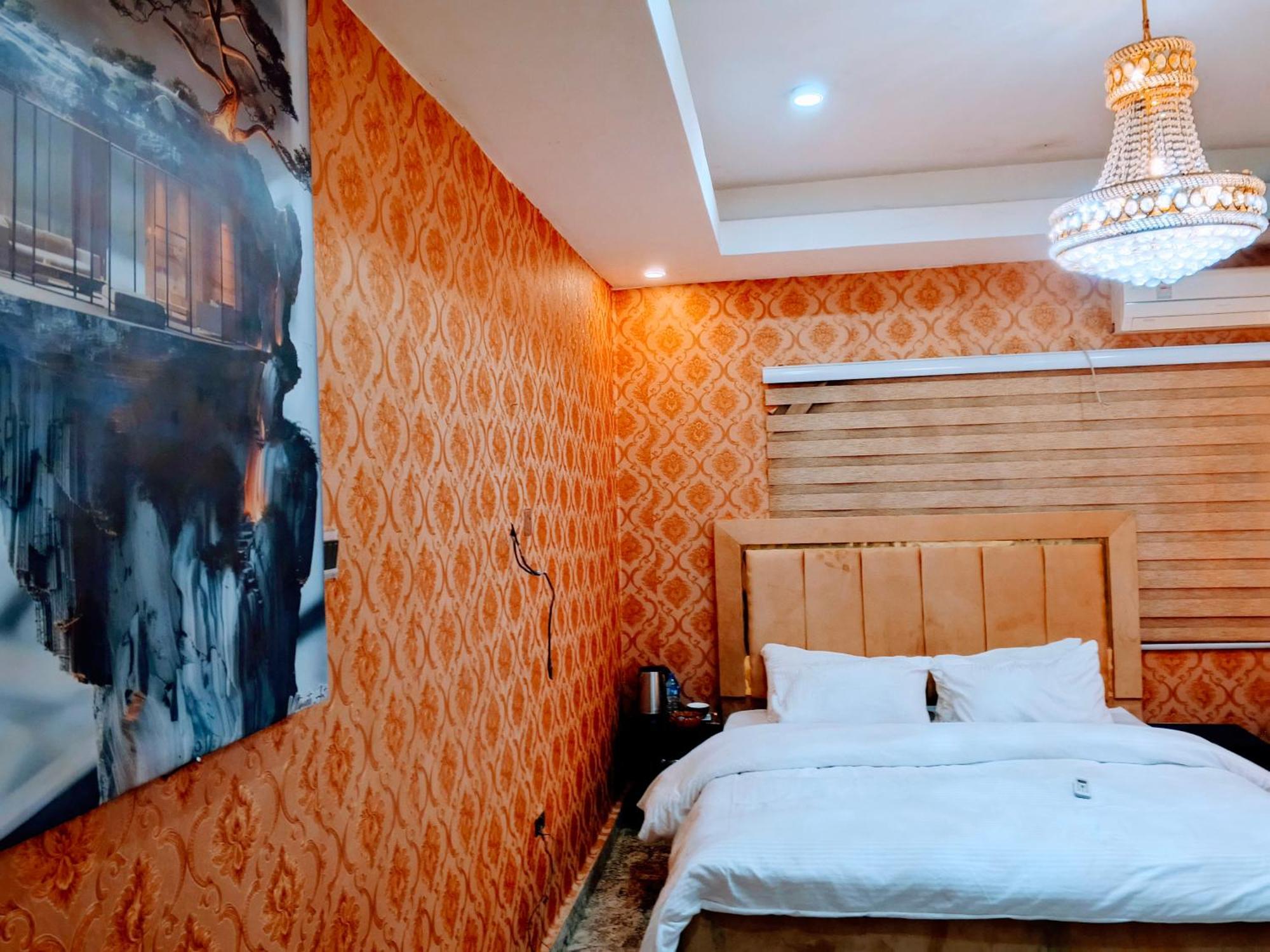 Nuit De Paris Hotel Abuja Kültér fotó