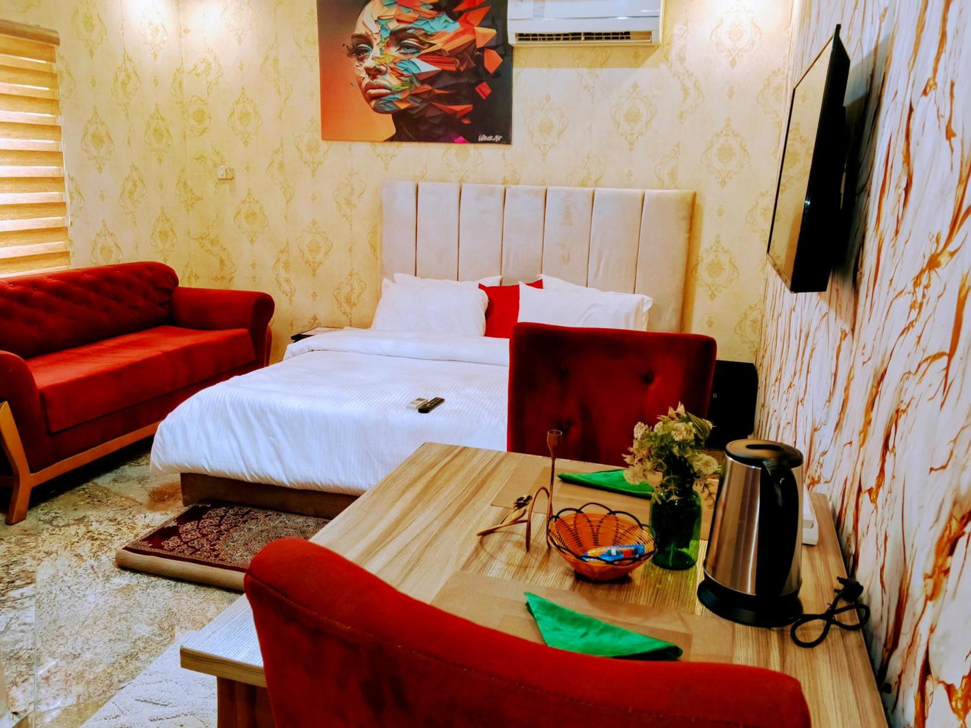 Nuit De Paris Hotel Abuja Kültér fotó